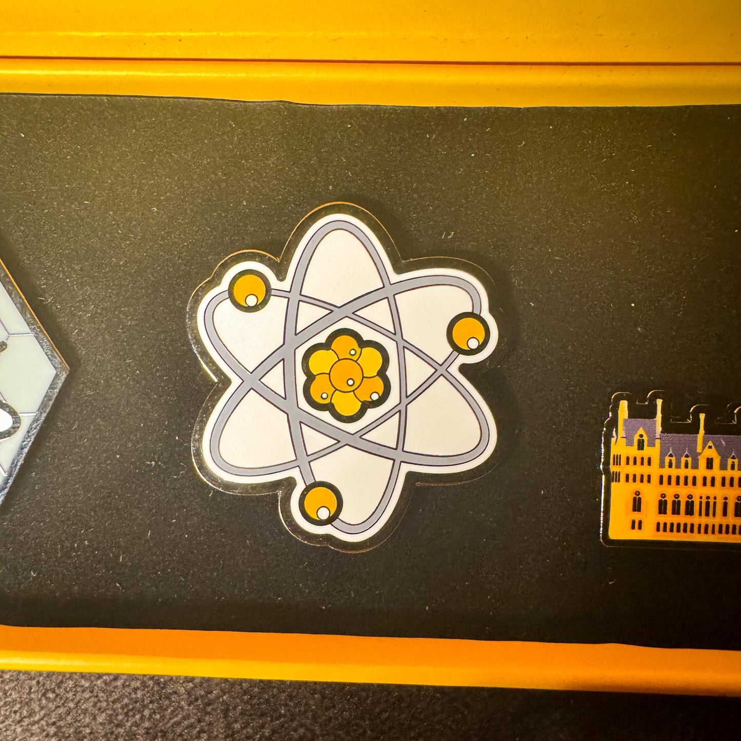 Iconic Manchester Pin badge gift set